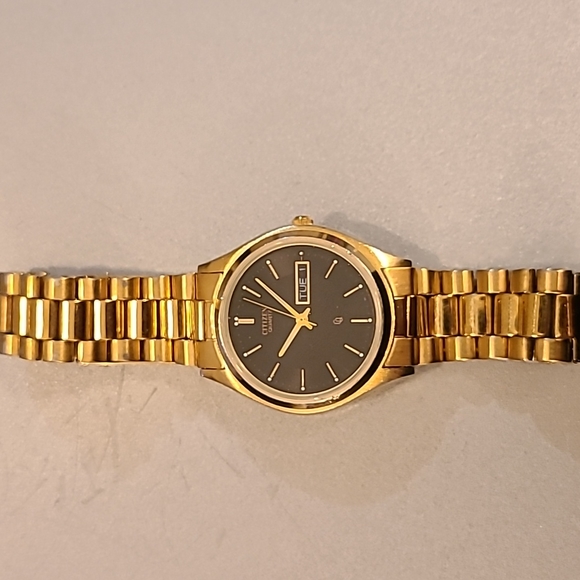 Vintage Men's Citizen Gold Watch - Picture 4 of 7